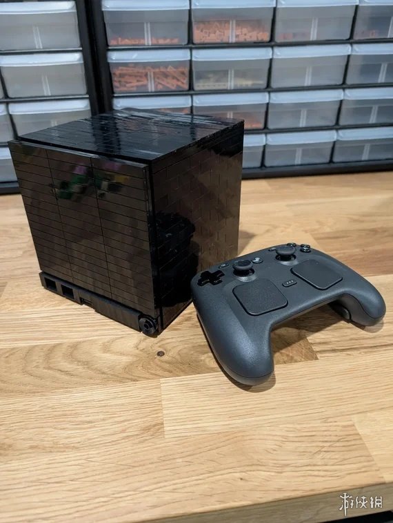 拿命在玩电脑！旧款MacBook电池型号买错用飞线强连：起火隐患极大